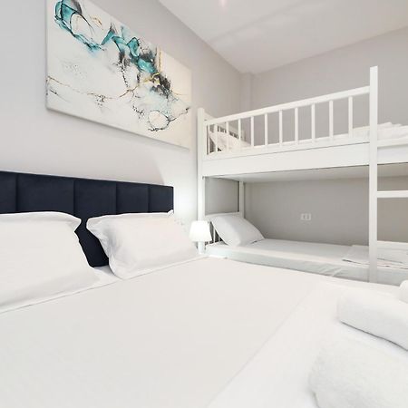 Vila Feliz - Premium Rooms With Free Private Parking Vlorë Екстериор снимка