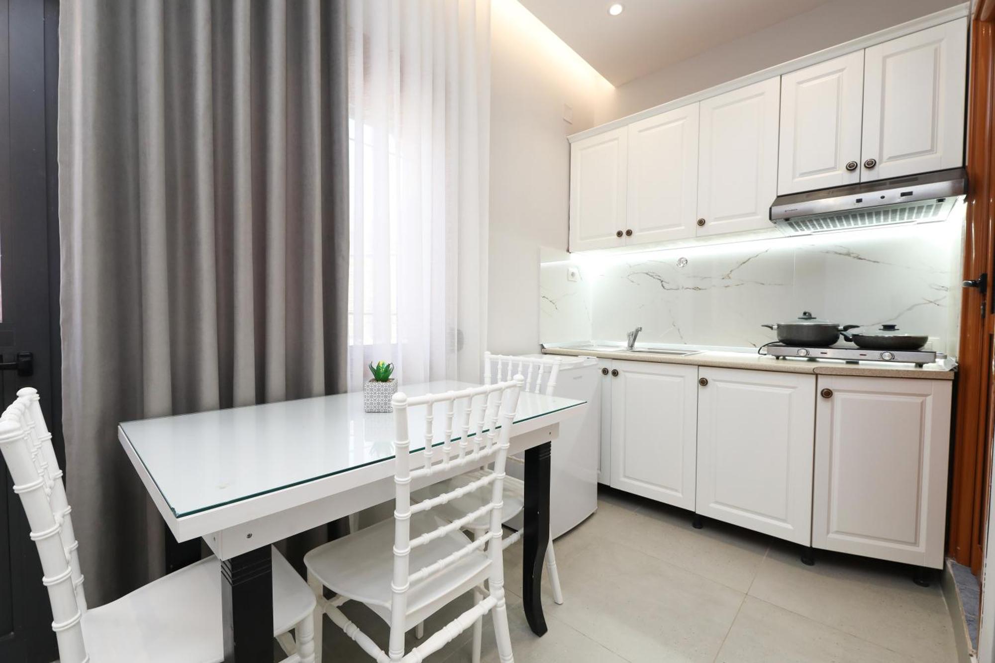 Vila Feliz - Premium Rooms With Free Private Parking Vlorë Екстериор снимка