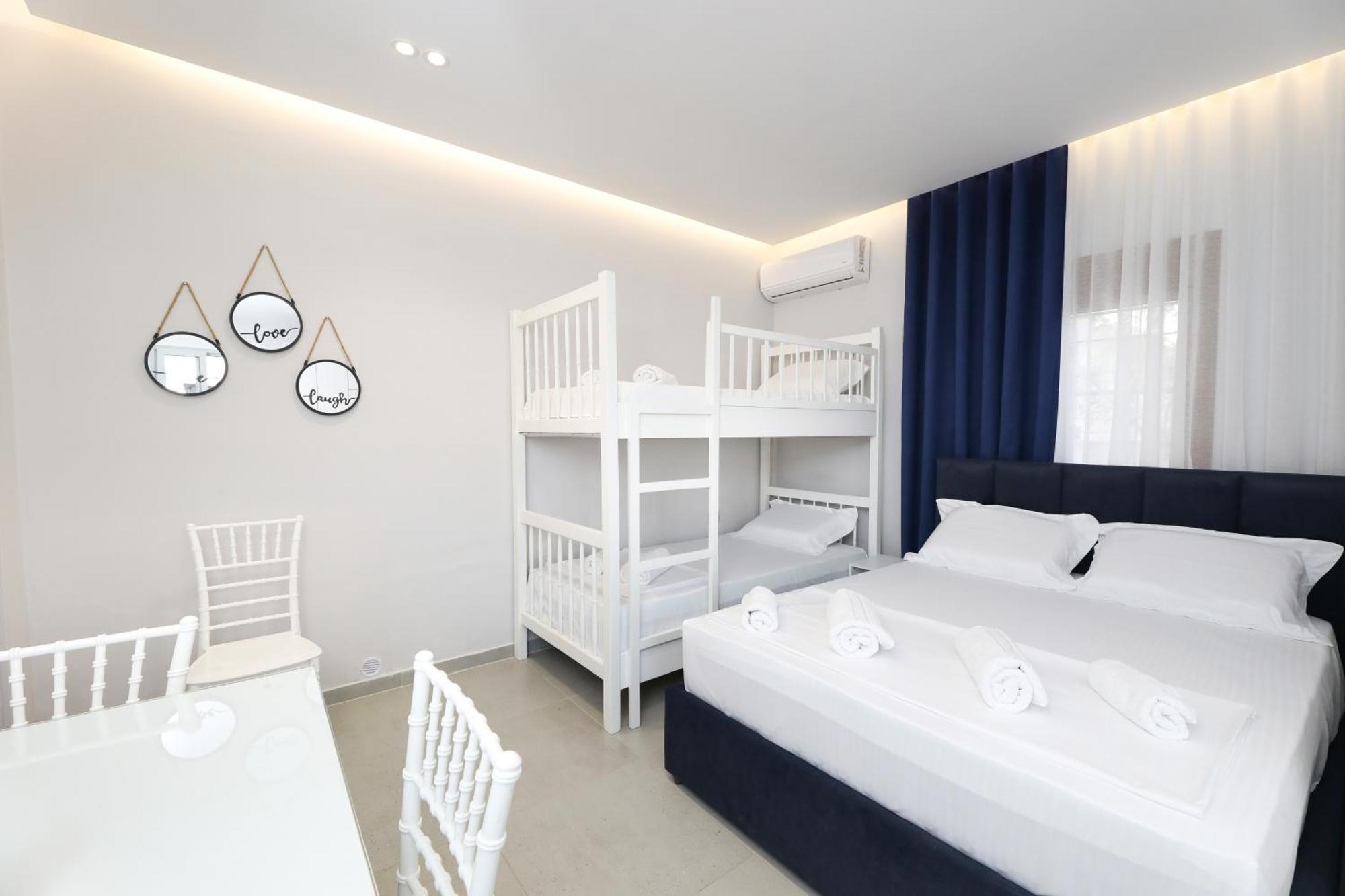 Vila Feliz - Premium Rooms With Free Private Parking Vlorë Екстериор снимка